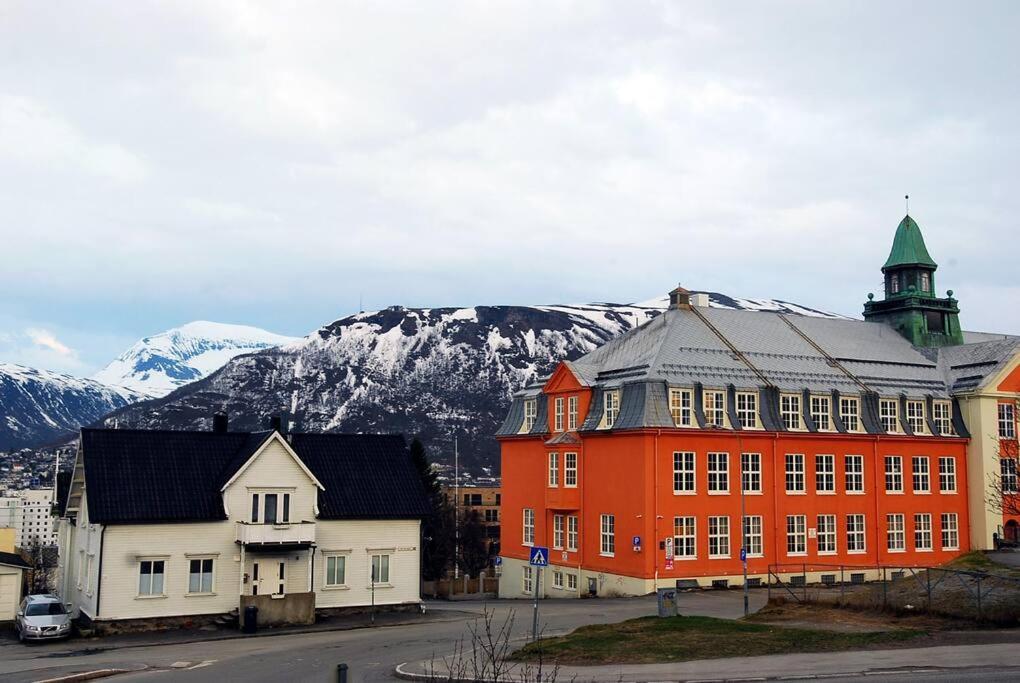 Central With A View Tromso Exterior photo